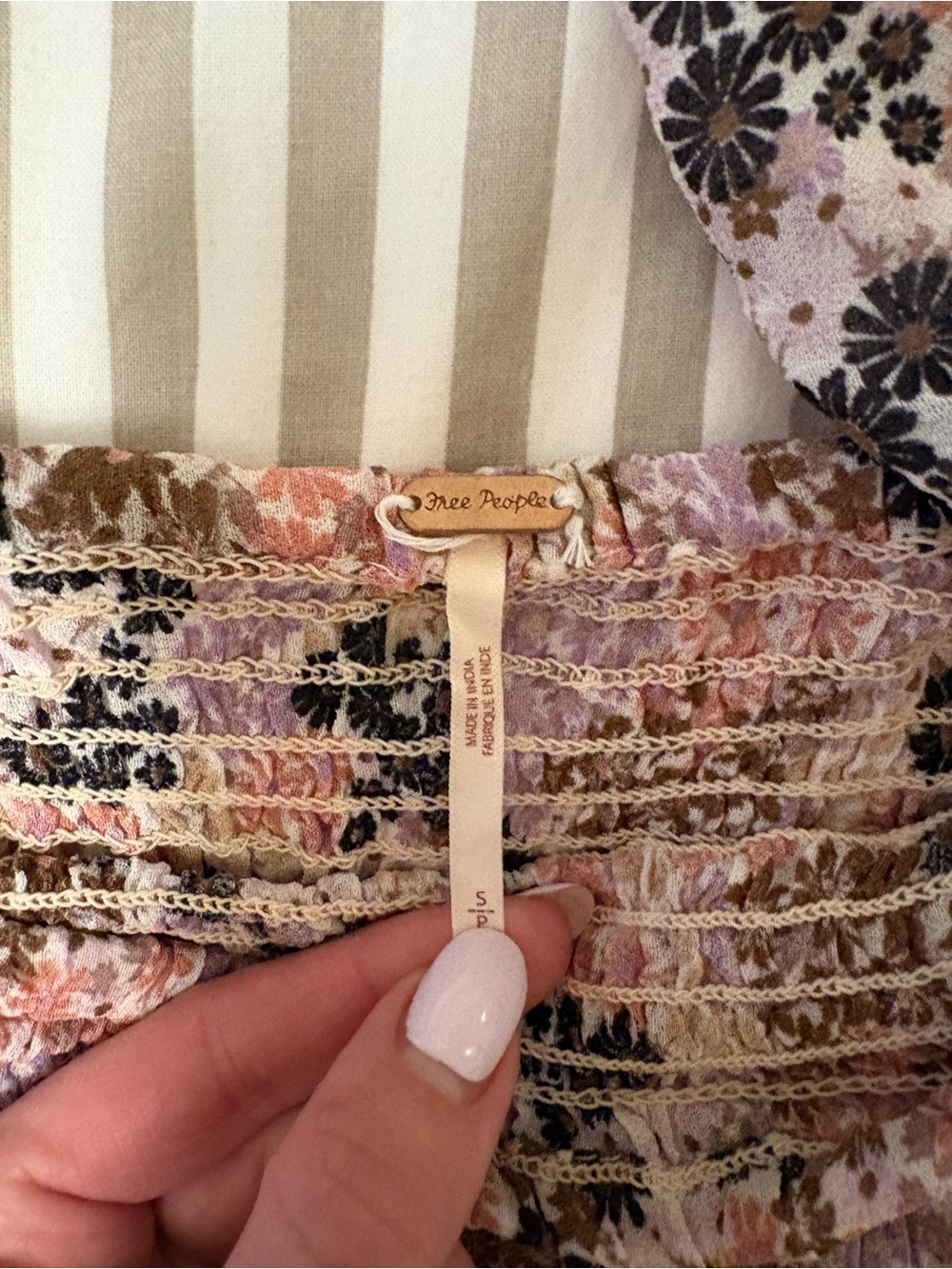 Free People Smocked Floral Puff Sleeve Crop Top - Picture 3 of 5